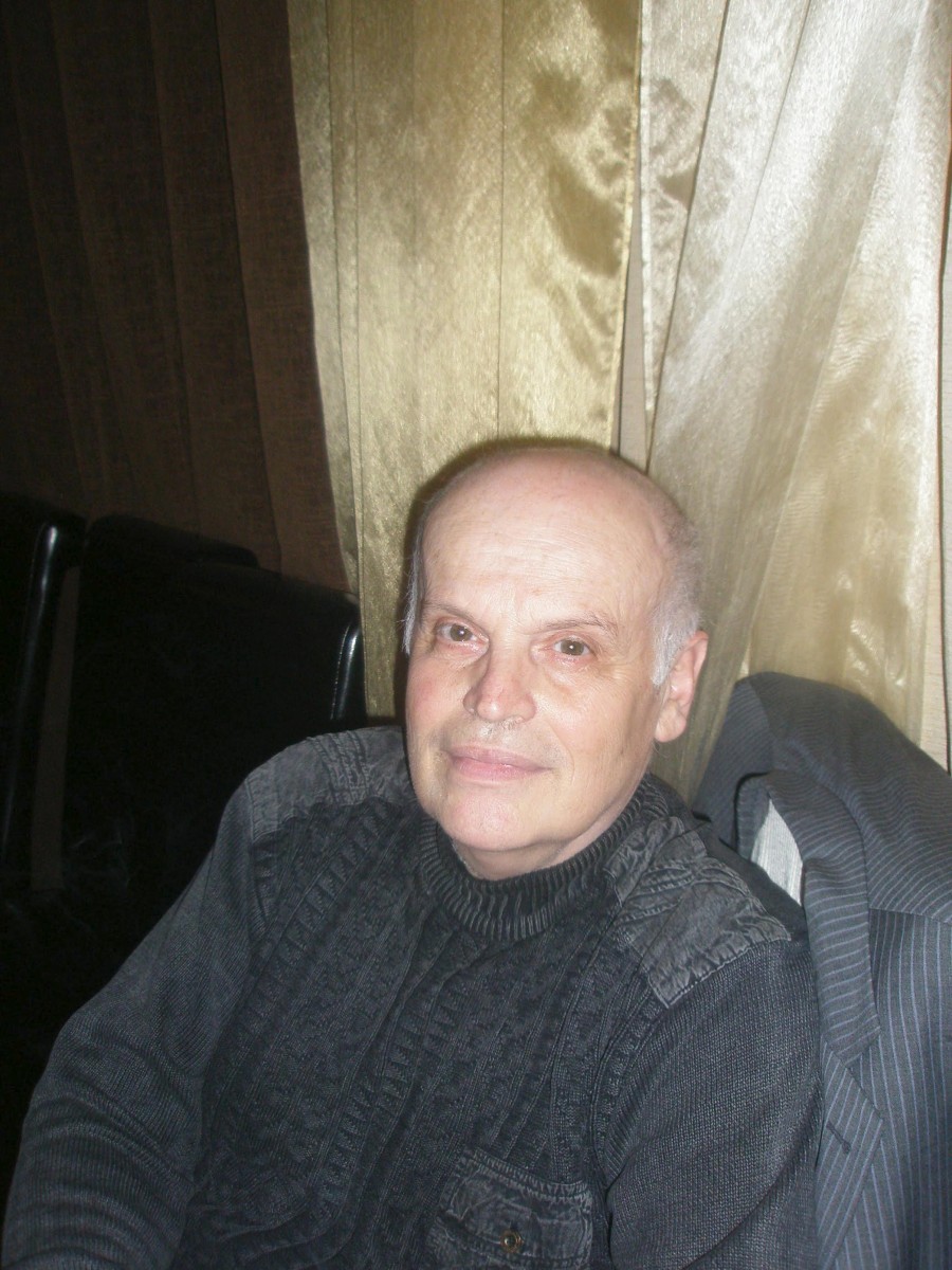 Александр Кирнос